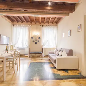  Apartment Gregoriana Italy
